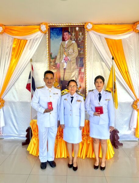 LINE_ALBUM_พิธีรับพระราชทานเครื่องราชอิสริยาภรณ_๒๔๐๒๐๖_27