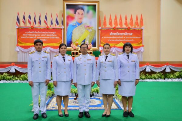 LINE_ALBUM_พิธีเจริญพระพุทธมนต์และลงนามถวายพระพ_241209_6
