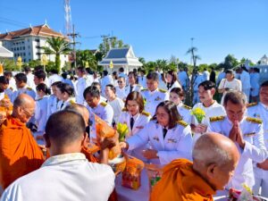 LINE_ALBUM_พิธีเฉลิมพระเกียรติพระบาทสมเด็จพระปร_251001_2